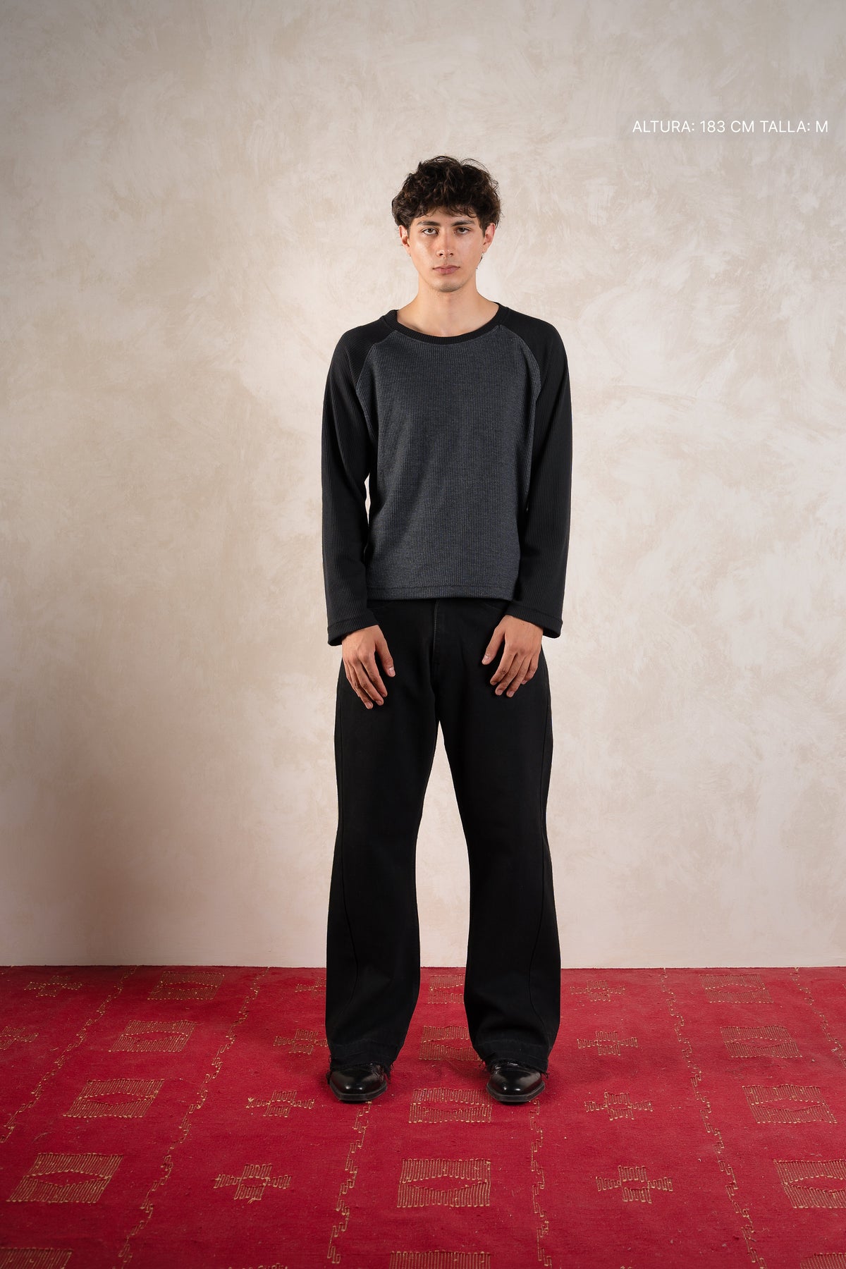 Waffle Raglan Longsleeve Oxford w/ Black