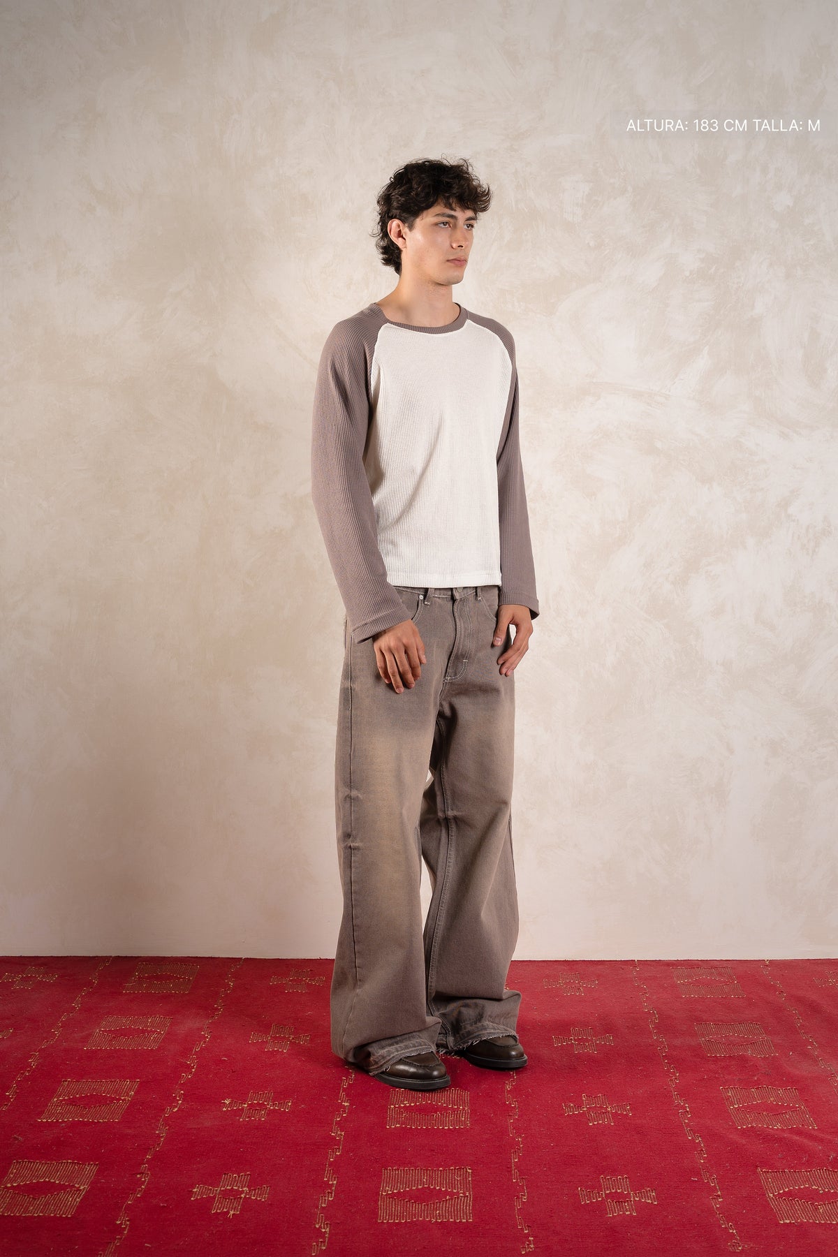 Waffle Raglan Longsleeve Ivory w/ Grey