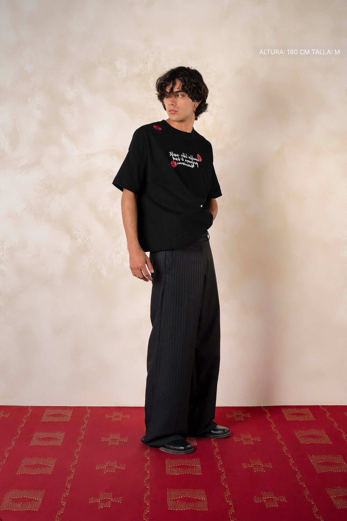 Midnight Kiss Tee Black