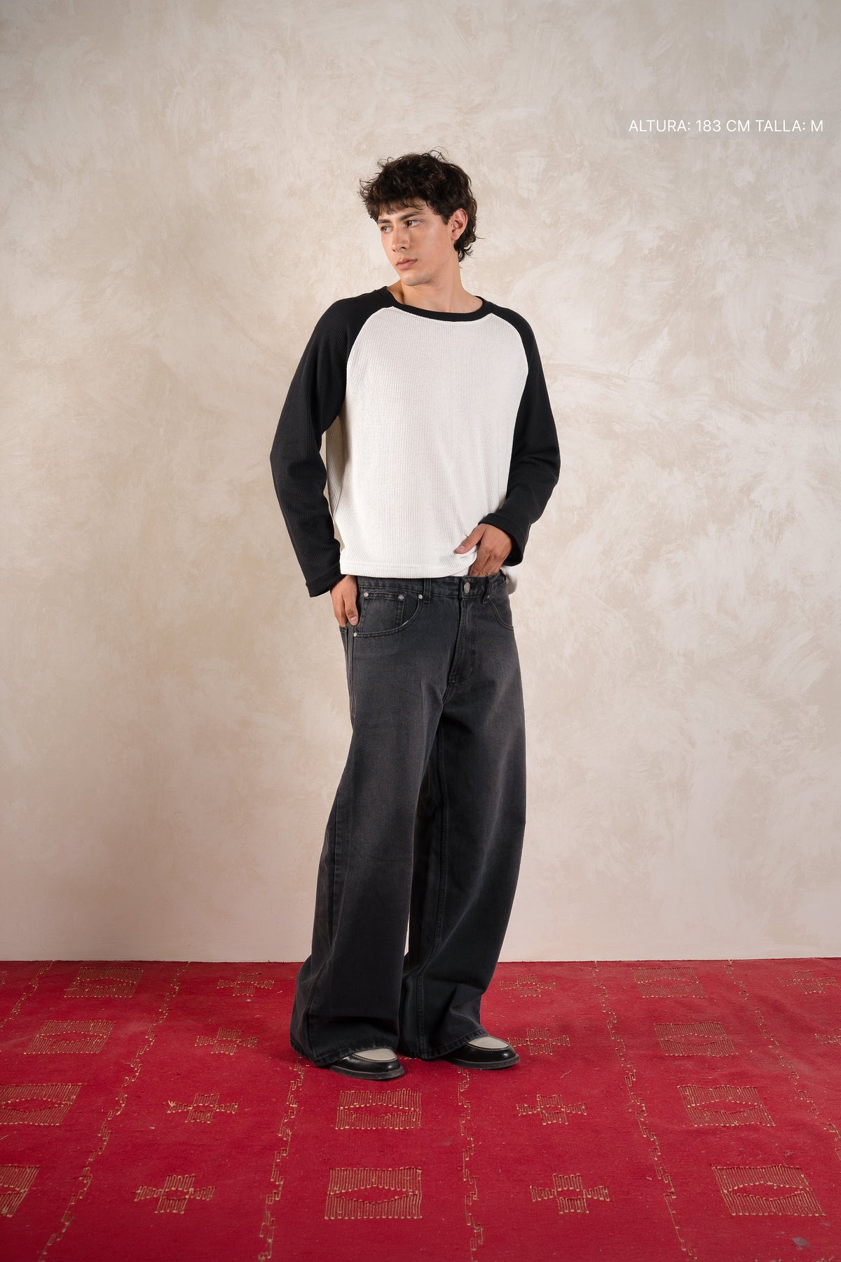 Waffle Raglan Longsleeve Ivory w/ Black