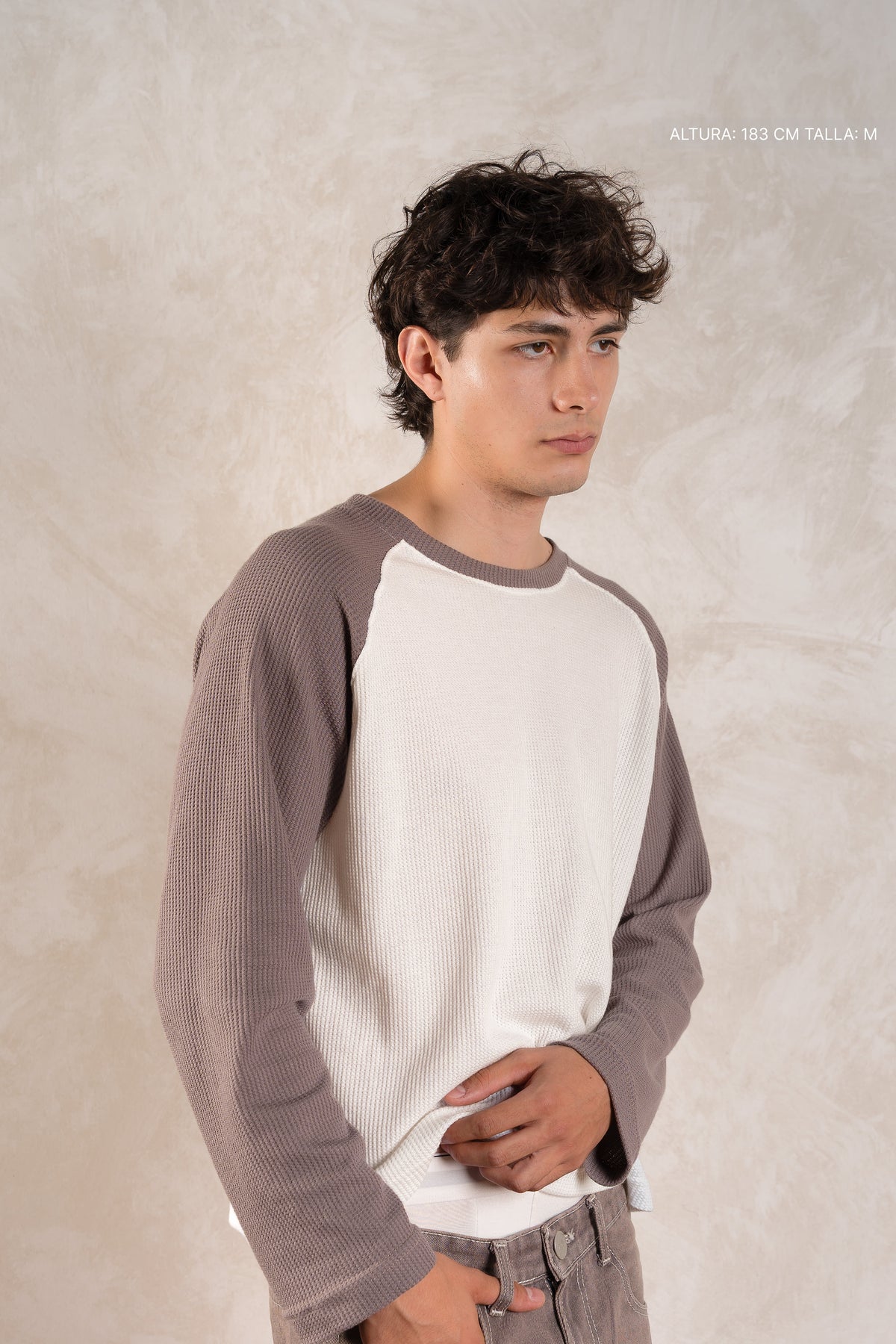Waffle Raglan Longsleeve Ivory w/ Grey
