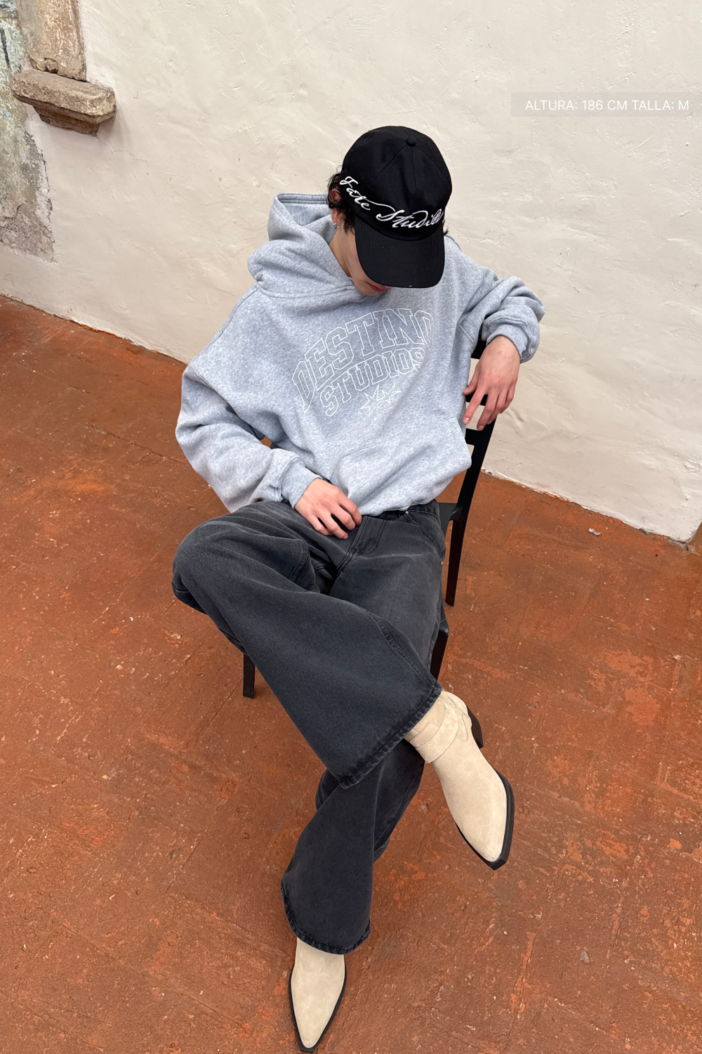 Destino Studios Hoodie Jasper