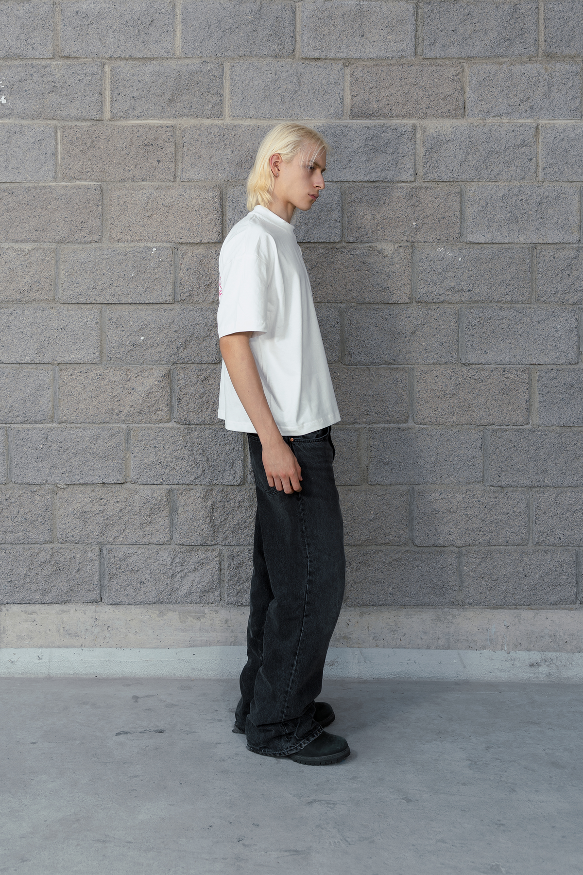 Gothic Sparks Tee Ivory