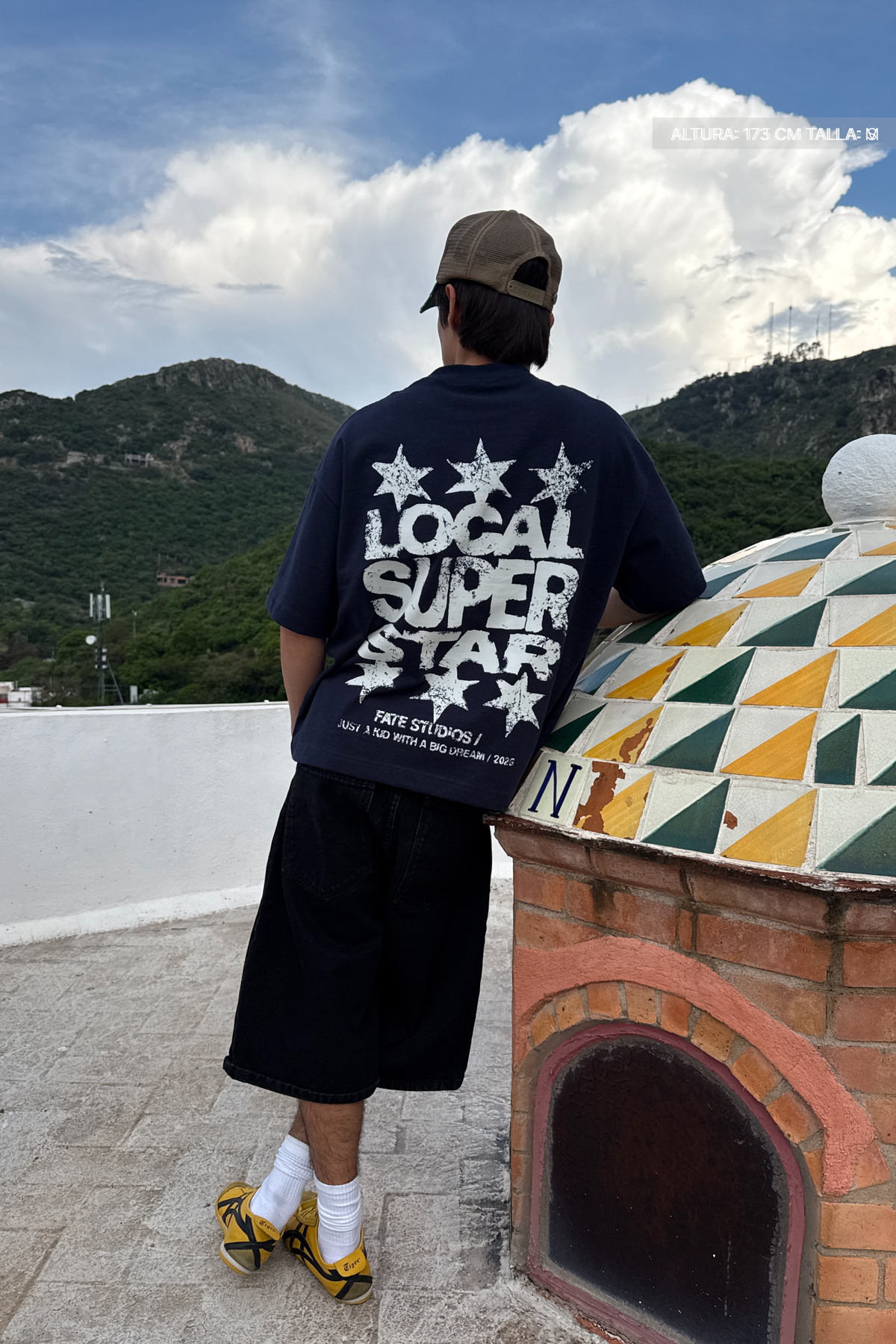 Local Super Star Tee Navy Blue — fit detail