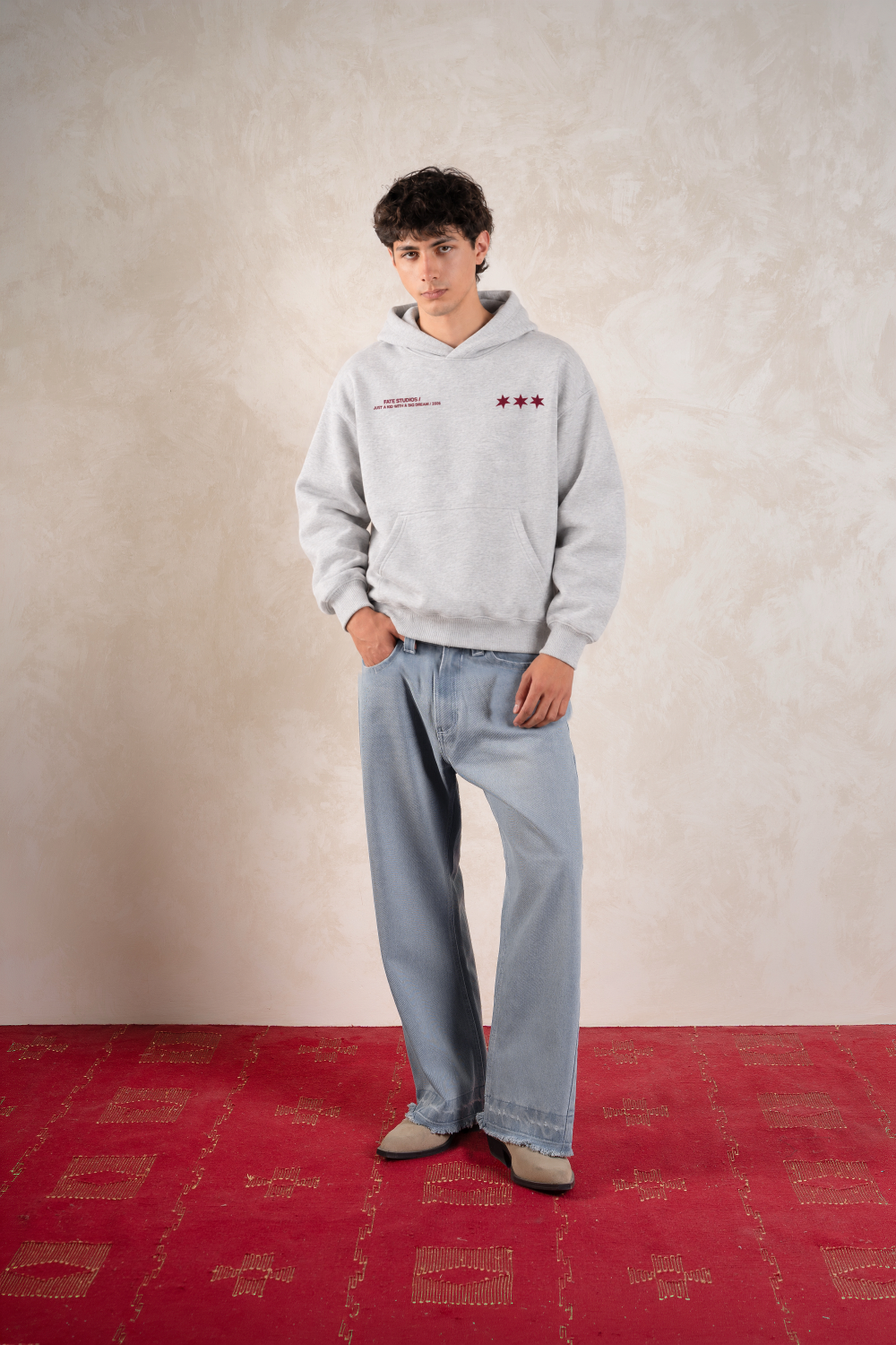 Local Super Star Hoodie Jasper Grey — Model front